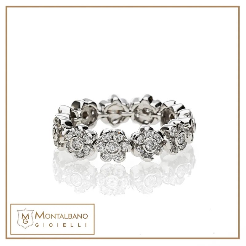 Anello fiorellini con brillanti